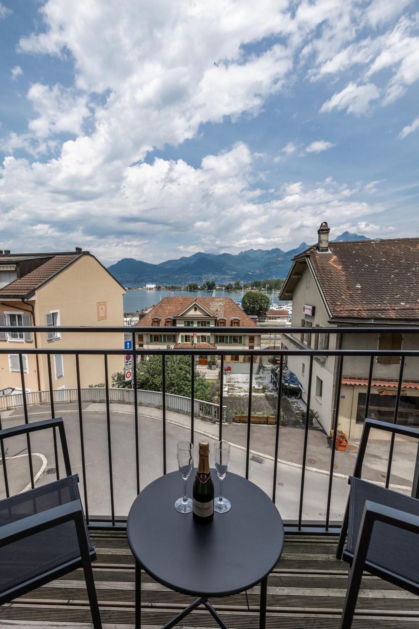 Aloha Chambres Port-Valais Buitenkant foto